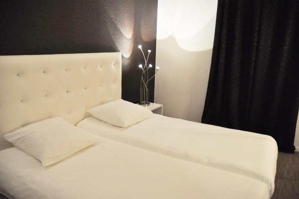 Enzo Hotels Diane - Logis Amneville Phòng bức ảnh